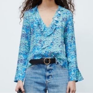 Zara Ruffled Animal Print Blouse. Size M. Never worn, tags attached. Blue/white